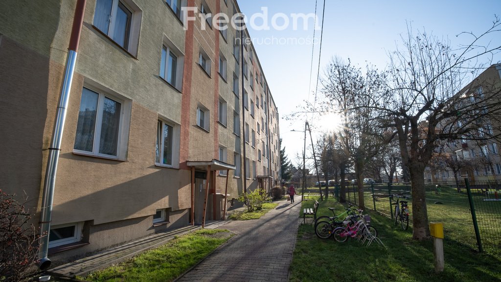 Mieszkanie trzypokojowe na sprzedaż Opole Lubelskie, Morwowa  49m2 Foto 1