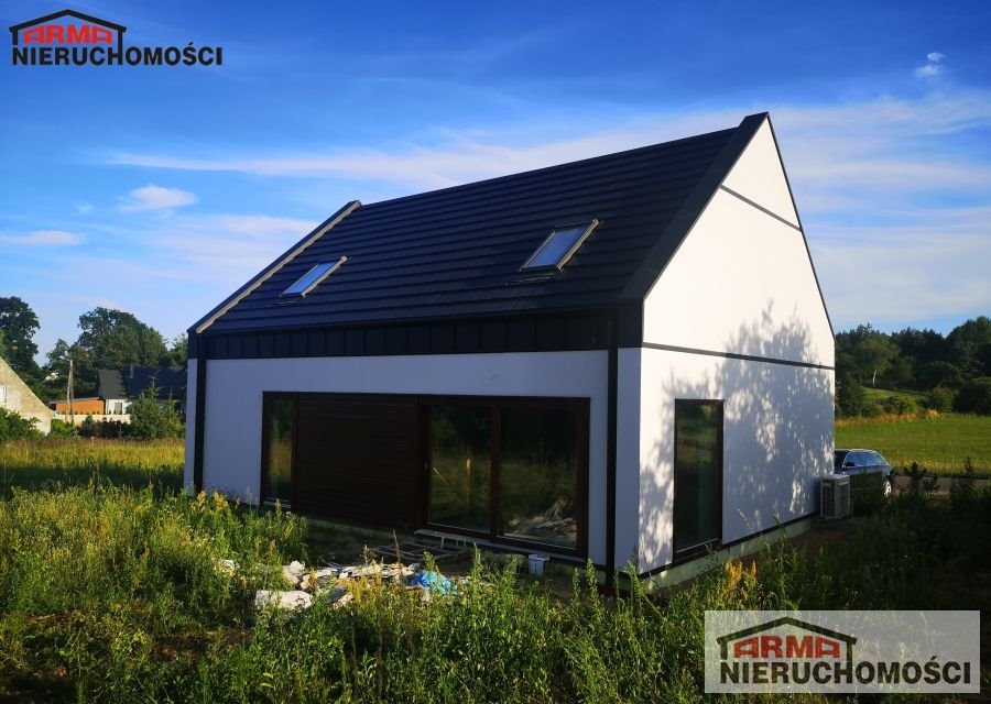 Dom zeroenergetyczny z widokiem na jezioro, 5 pokoi Bierzwnik  139m2 Foto 1