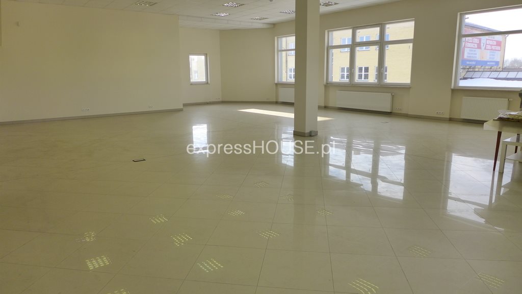 Lokal użytkowy na wynajem Białystok, Młodych, Choroszczańska 200m2 Foto 1 Lokal użytkowy na wynajem Białystok, Młodych, Choroszczańska 200m2 Foto 1