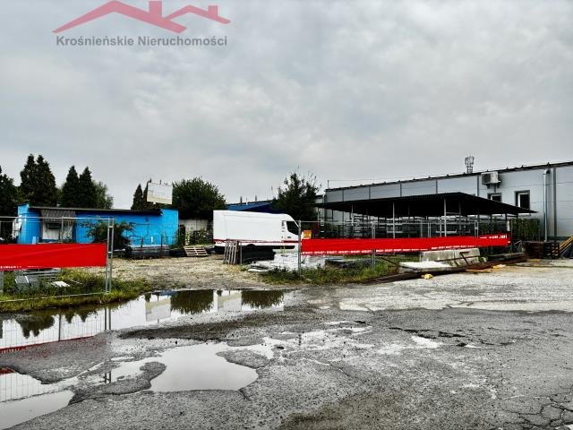 Działka usługowa 7,31 ar z pełnym uzbrojeniem - duży potencjał Krosno  731m2 Foto 1