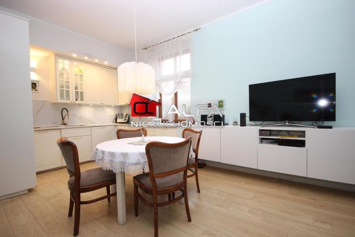 Mieszkanie trzypokojowe na sprzedaż Świdnica  78m2 Foto 1