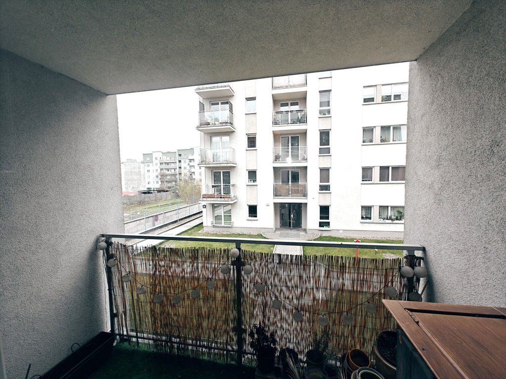Mieszkanie dwupokojowe na wynajem Poznań, Kościelna  57m2 Foto 3