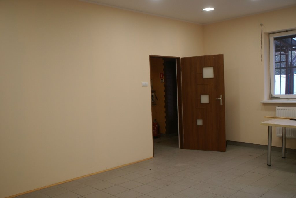 Lokal użytkowy na wynajem Zduńska Wola  50m2 Foto 4