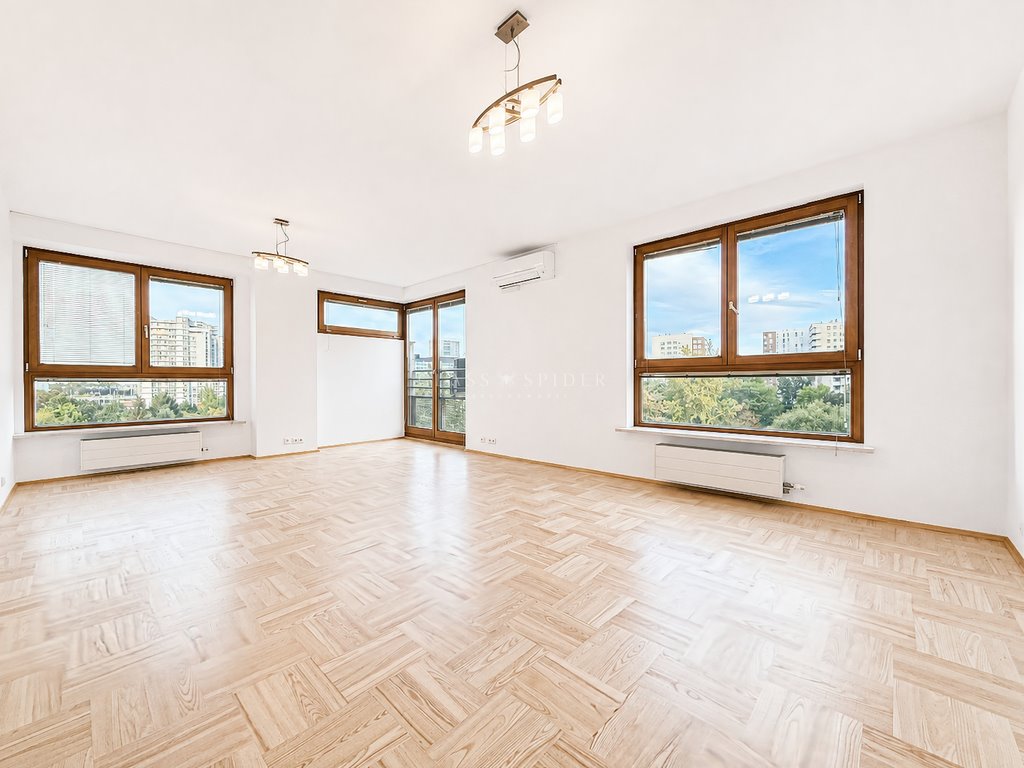Przestronne 4-pokojowe 121,7 m² mieszkanie z klimatyzacją i garażem: Warszawa Śródmieście: Zygmunta Słomińskiego