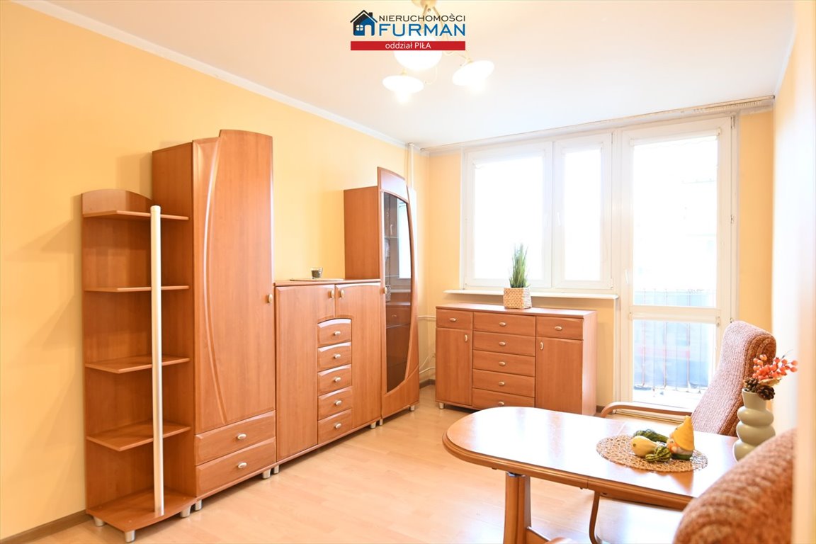 Mieszkanie trzypokojowe na sprzedaż Piła, Śródmieście  48m2 Foto 1