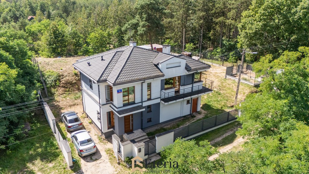 Zapraszam do domu 138 m² z dużą działką 1815 m² w Wołominie Wołomin, Lipowa 16  138m2 Foto 1
