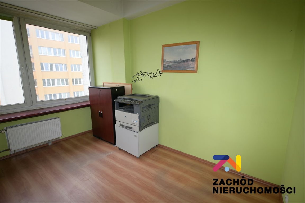 Polecam biuro 24 m² w Zielonej Górze z windami i meblami Zielona Góra, Śródmieście  24m2 Foto 1