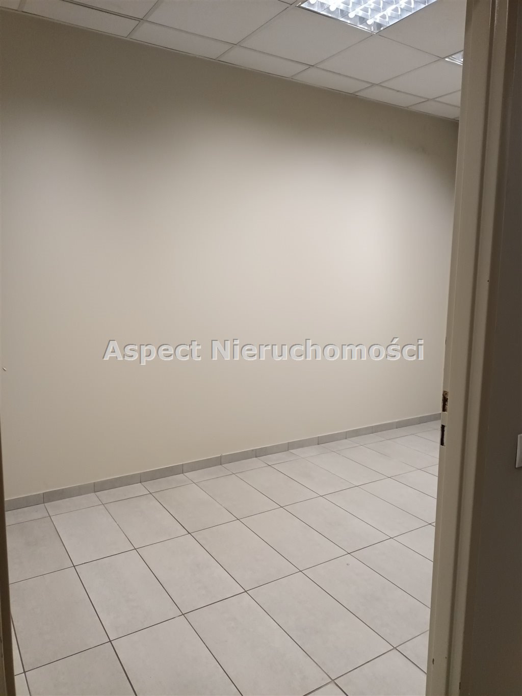 Lokal użytkowy na wynajem Wodzisław Śląski  165m2 Foto 7