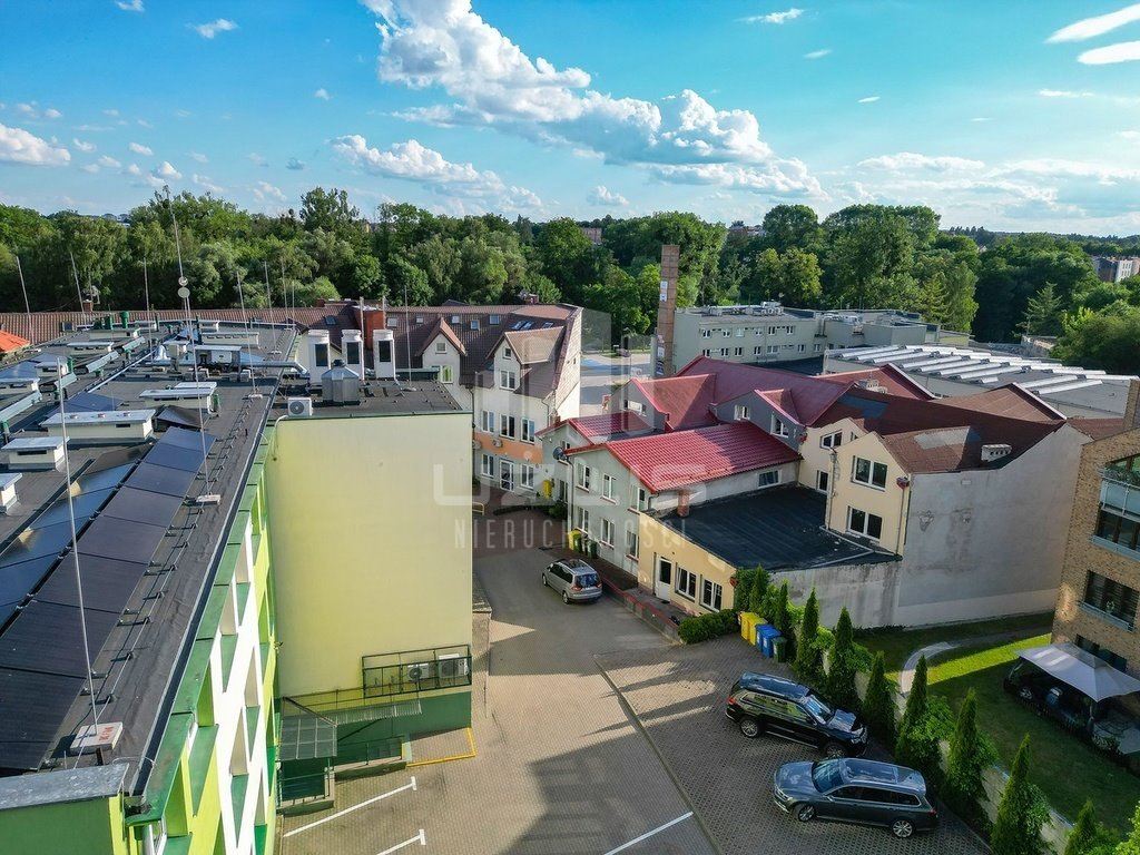 Przestronny lokal 348 m² z częścią mieszkalną i usługową Starogard Gdański, gen. Józefa Hallera  348m2 Foto 1