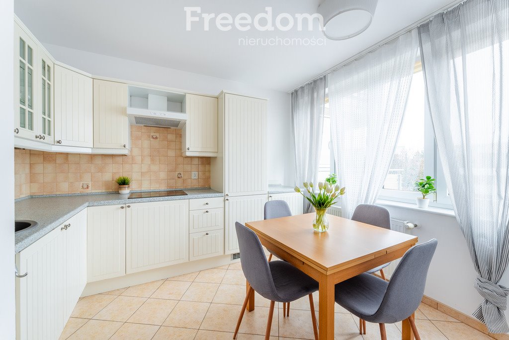 Mieszkanie dwupokojowe na sprzedaż Kołobrzeg, Aleksandra Fredry  39m2 Foto 1