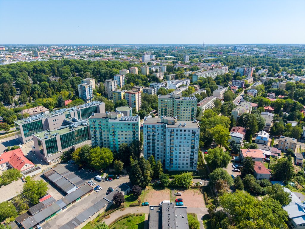 3-pokojowe mieszkanie z osobną kuchnią, balkonem i dużą piwnicą polecam: Lublin