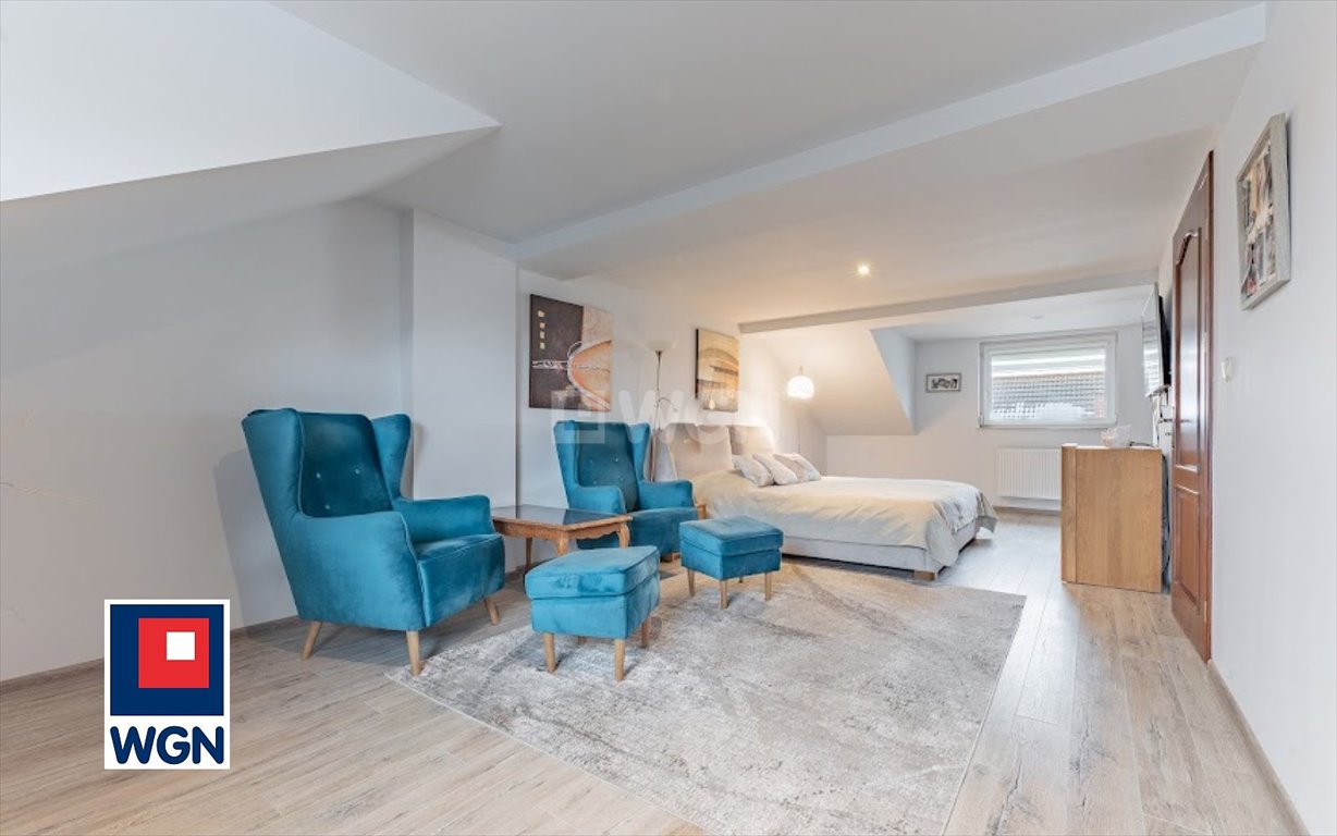 Dom z niezależnym apartamentem, 381 m2, Rumia Rumia, JAGODOWA  381m2 Foto 1