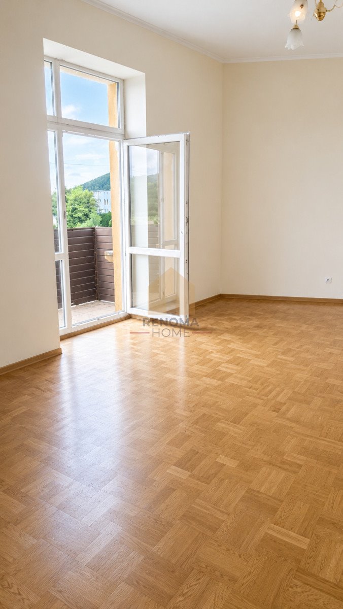 Przestronne 3-pokojowe z balkonem i widokiem na Śnieżkę - polecam! Boguszów-Gorce, Boguszów  100m2 Foto 1