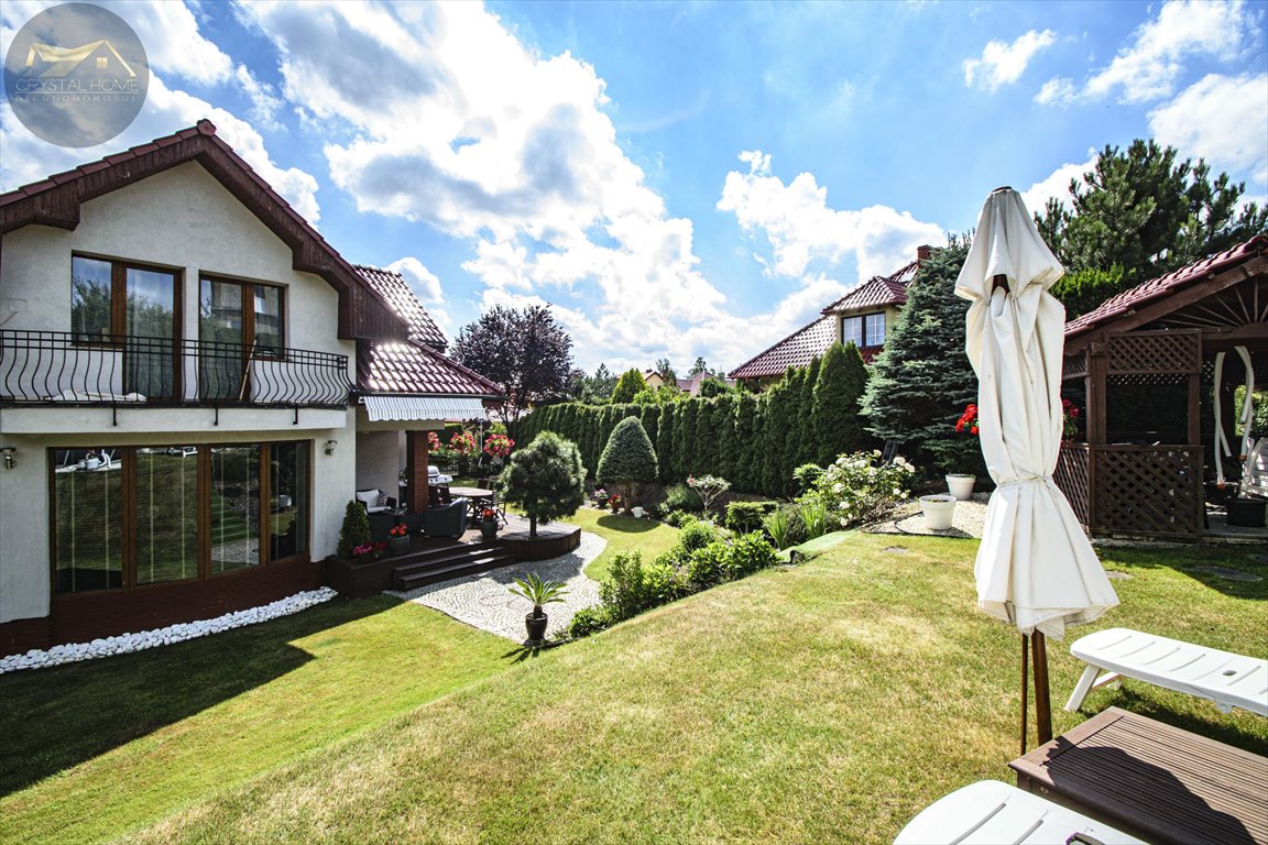 Luksusowy dom 206 m2 z basenem i ogrodem w Świdnicy Świdnica  206m2 Foto 1