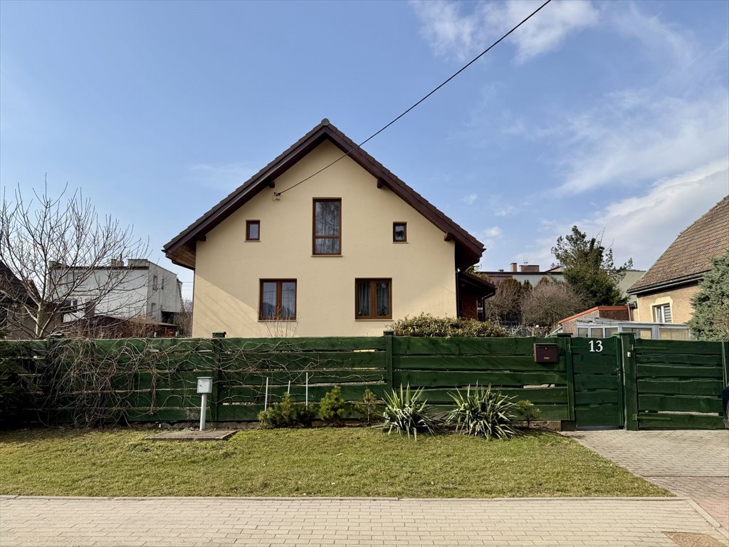 Dom z ogrodem w Radkowie, 128 m², 4 pokoje, gotowy do zamieszkania Radków, Radków, 13  128m2 Foto 1