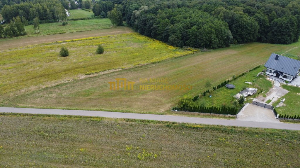 Działka budowlana na sprzedaż Chmielnik  3 069m2 Foto 1