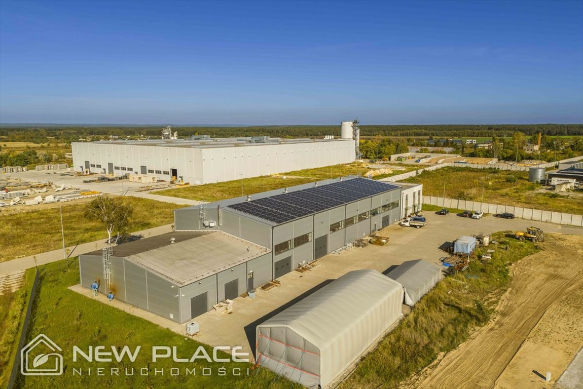 Hala produkcyjna 1690 m² z biurem i placem w Błoniu Błonie, Maszynowa  1 947m2 Foto 1