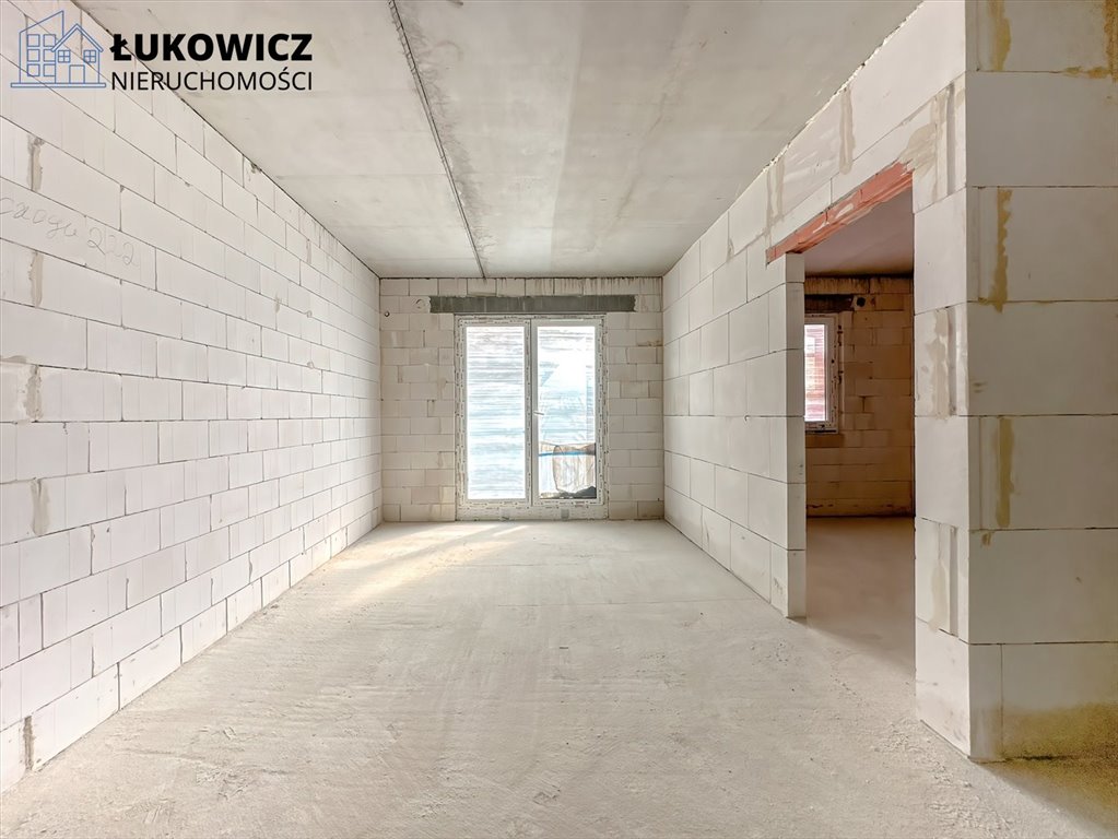 Mieszkanie czteropokojowe  na sprzedaż Czechowice-Dziedzice  68m2 Foto 1