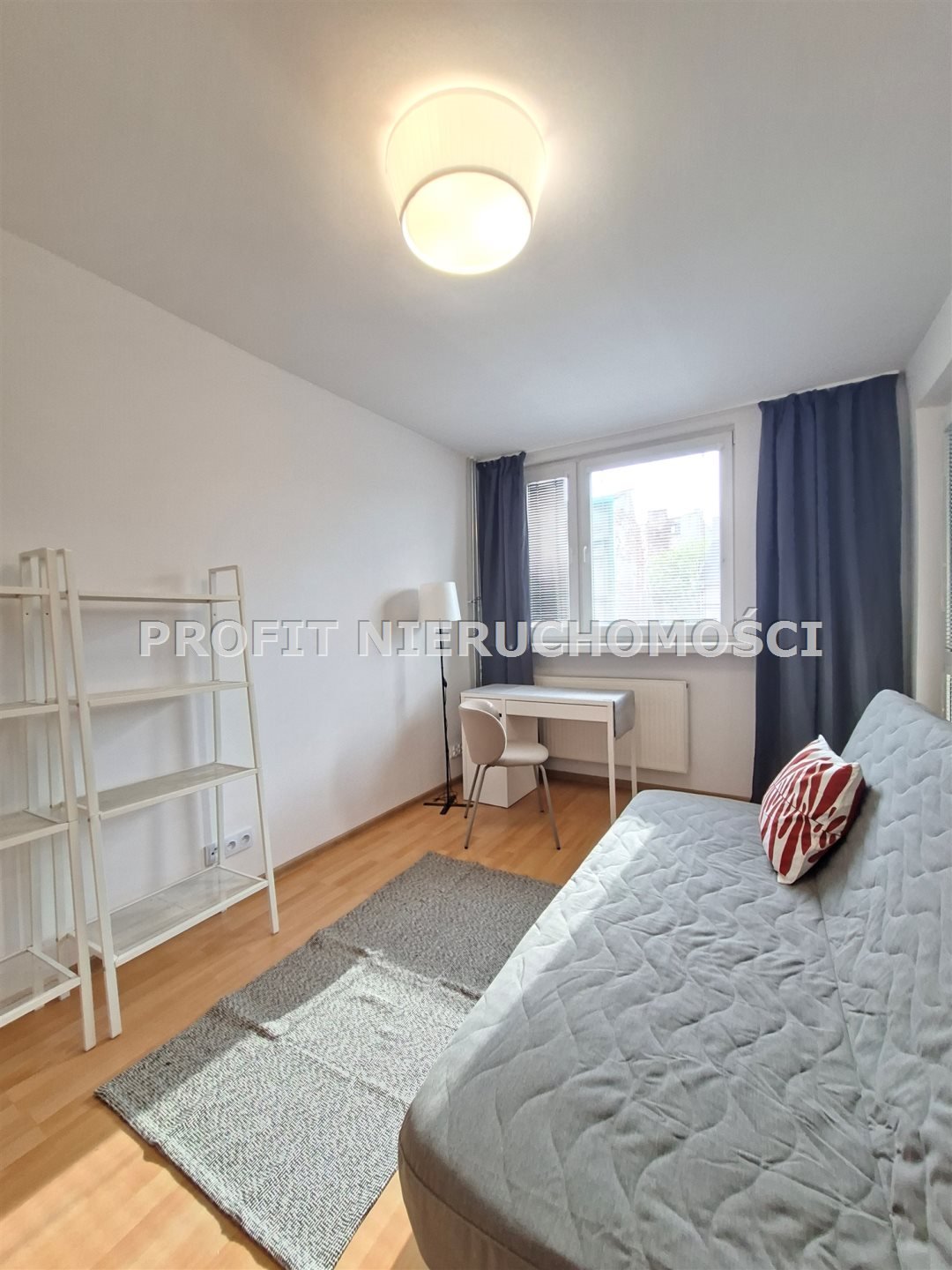 Kawalerka 22,7 m² z dużą loggią - po remoncie w Łodzi Łódź, Widzew  23m2 Foto 1