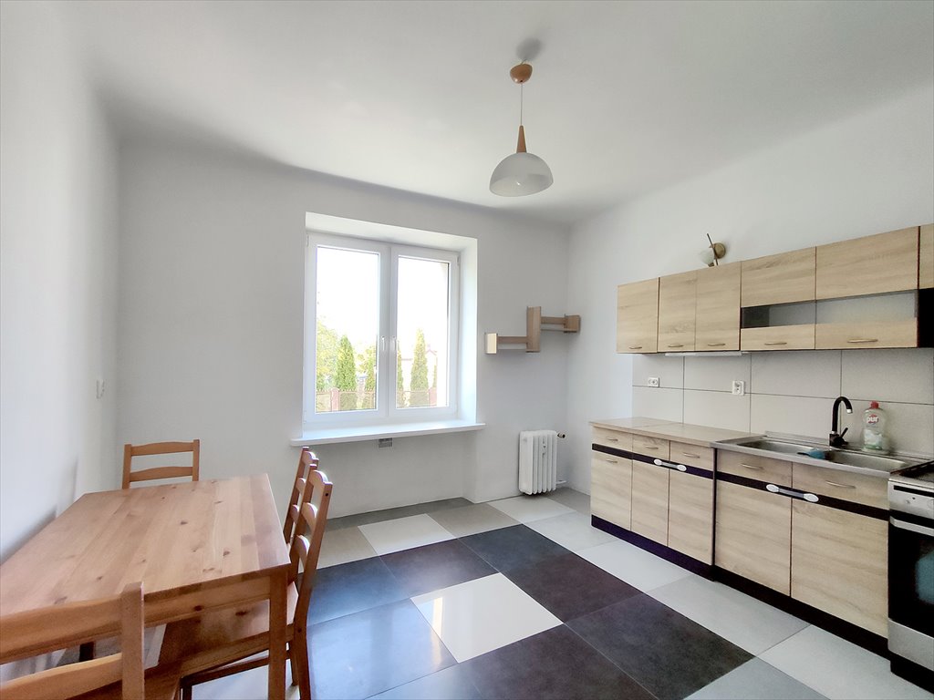 Zapraszam do 37 m² odnowionego mieszkania na wysokim parterze Radom, Obozisko, Brandta  37m2 Foto 1
