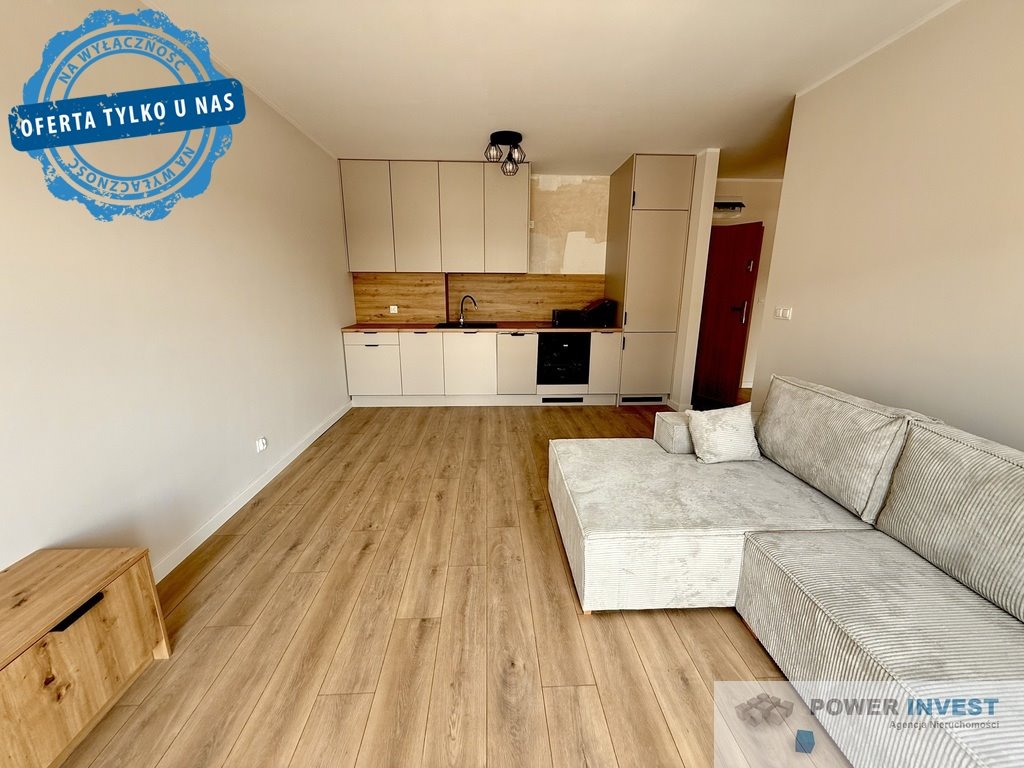 Mieszkanie dwupokojowe na sprzedaż Leszno  41m2 Foto 1