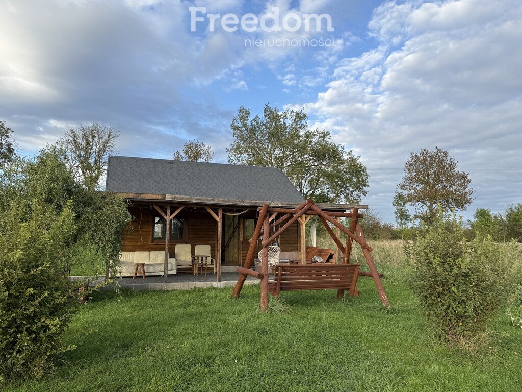 Działka 8 454 m² z warunkami zabudowy i domkiem w Miłuszach Miłusze  8 454m2 Foto 1