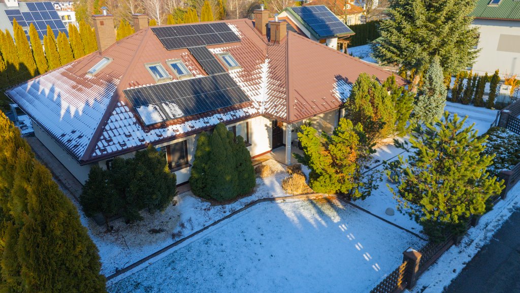 Przestronny dom 220 m² z jacuzzi, garażem i fotowoltaiką Rzeszów, Legionistów  220m2 Foto 1