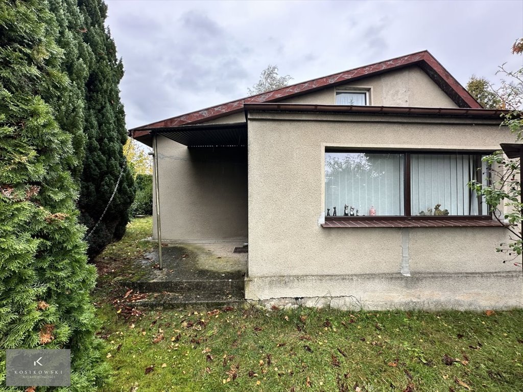 Dom z kominkiem na dużej działce 88 arów w Rojowie Rojów  137m2 Foto 1