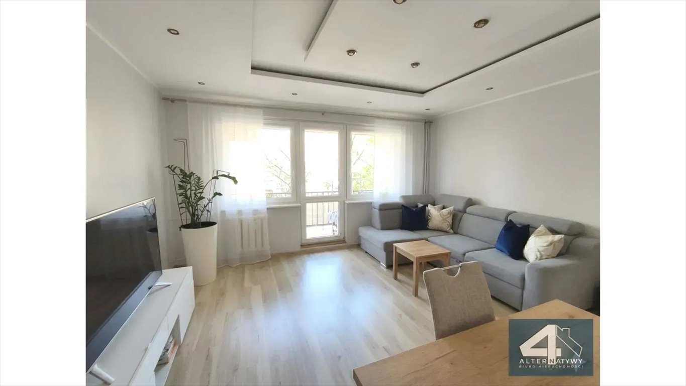 Do sprzedania przestronne 3-pokojowe mieszkanie 64 m² z balkonem i garderobami Piotrków Trybunalski, belzacka 97e  64m2 Foto 1