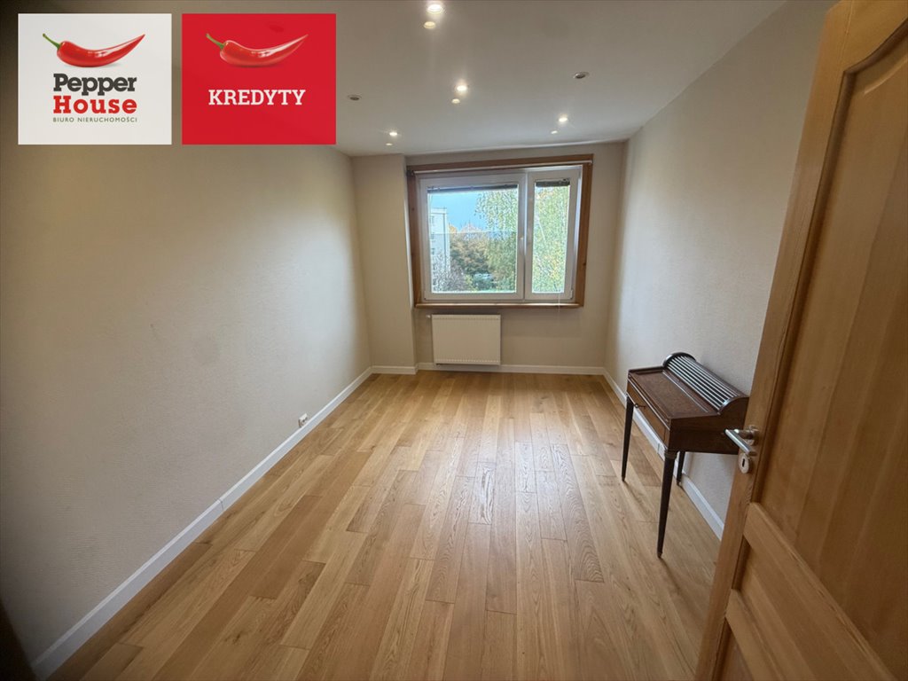 Mieszkanie trzypokojowe na sprzedaż Gdynia, Karwiny, Buraczana  64m2 Foto 1