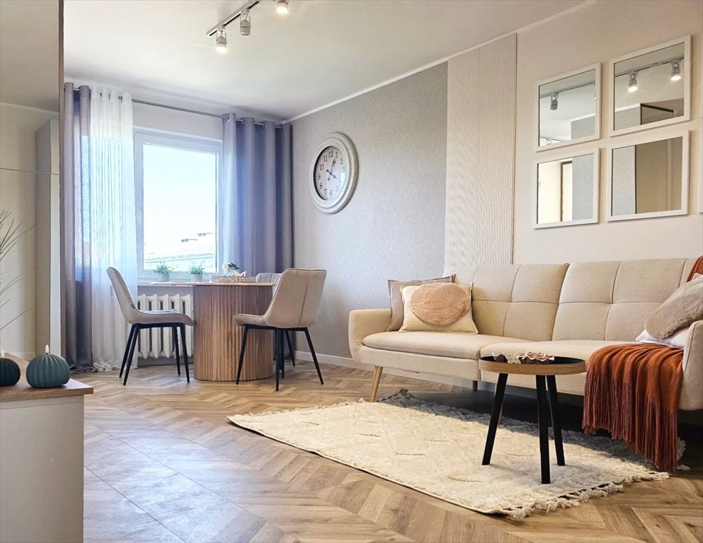 Na sprzedaż przestronne mieszkanie 45 m² z dużym balkonem Kalisz, Dobrzec  45m2 Foto 1