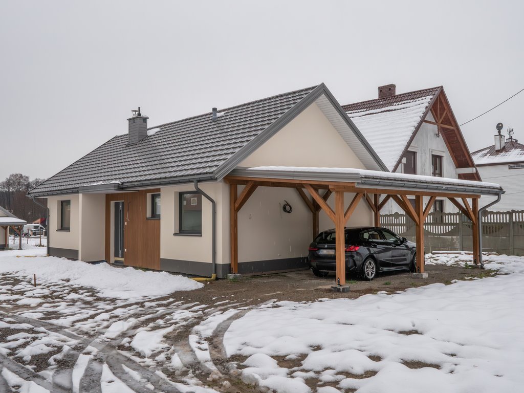 Dom na sprzedaż Budy Głogowskie  82m2 Foto 1