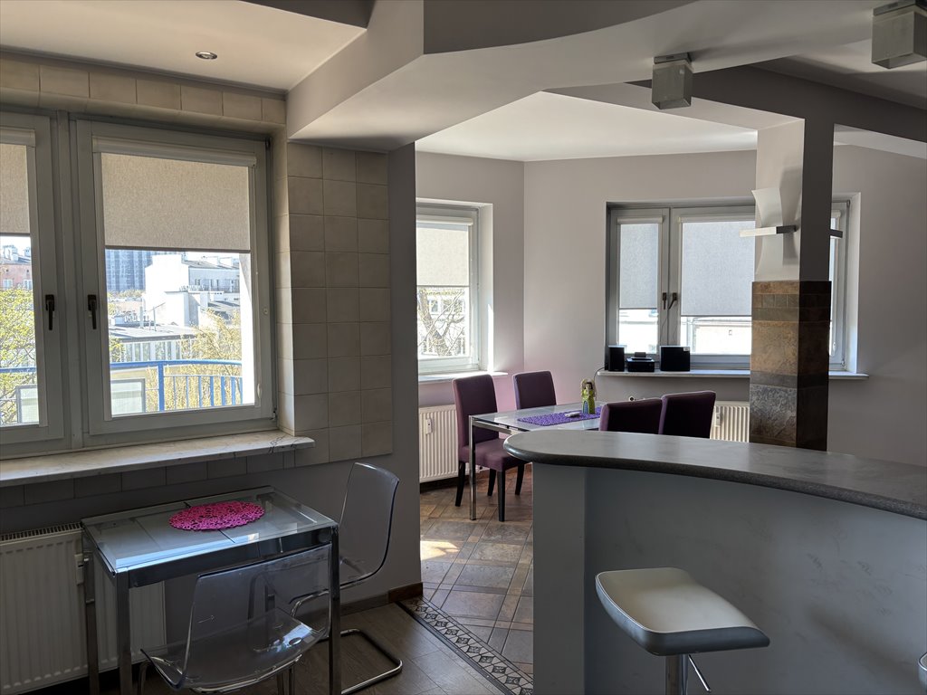 Polecam przestronne 4-pokojowe mieszkanie 124 m² z balkonem i garażem Warszawa, Praga-Południe, Grochowska 217 6  124m2 Foto 1