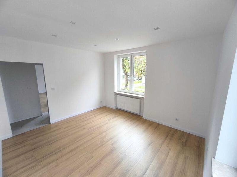 Mieszkanie dwupokojowe na sprzedaż Tychy, B, Batorego  49m2 Foto 1