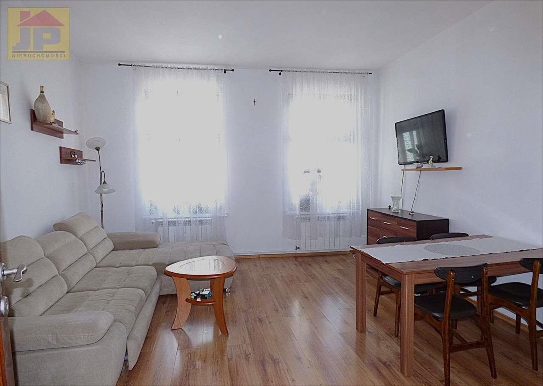 Do sprzedania przestronne mieszkanie 50 m² z garażem i piwnicami Kluczbork  50m2 Foto 1