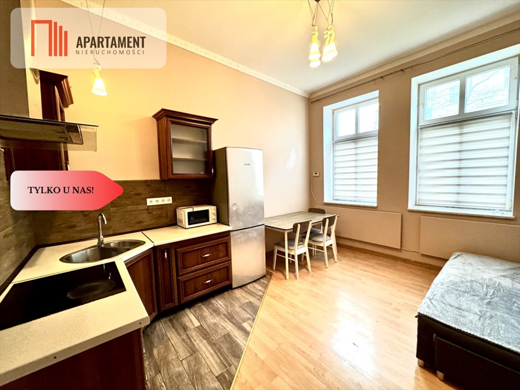 Mieszkanie trzypokojowe na sprzedaż Legnica  65m2 Foto 1