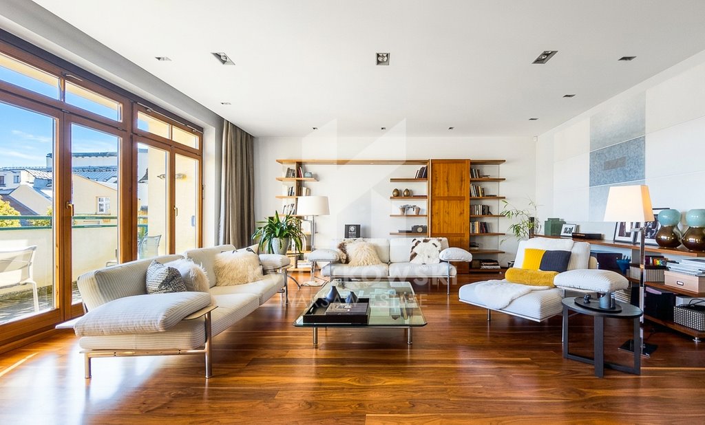 Na sprzedaż przestronny apartament 200 m² z 3 miejscami parkingowymi Warszawa, Mokotów, Cypryjska  195m2 Foto 1