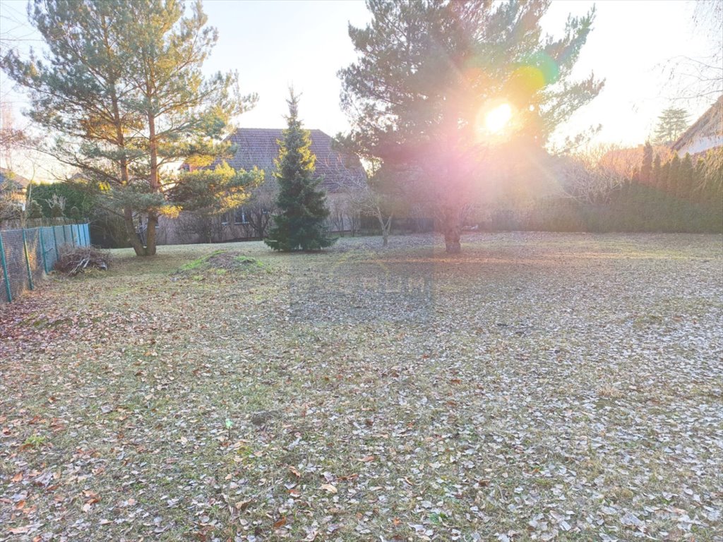 Działka 743 m² pod dom w spokojnej okolicy z mediami Częstochowa, Północ  743m2 Foto 1