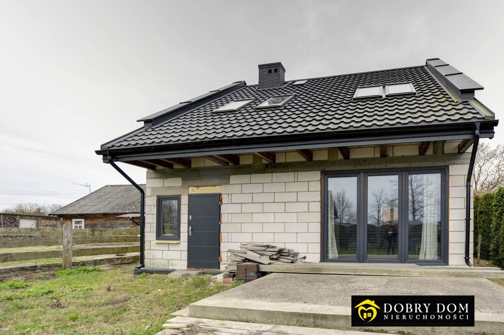Dom w stanie surowym z tarasem i widokiem na zachody słońca Kotły  108m2 Foto 1
