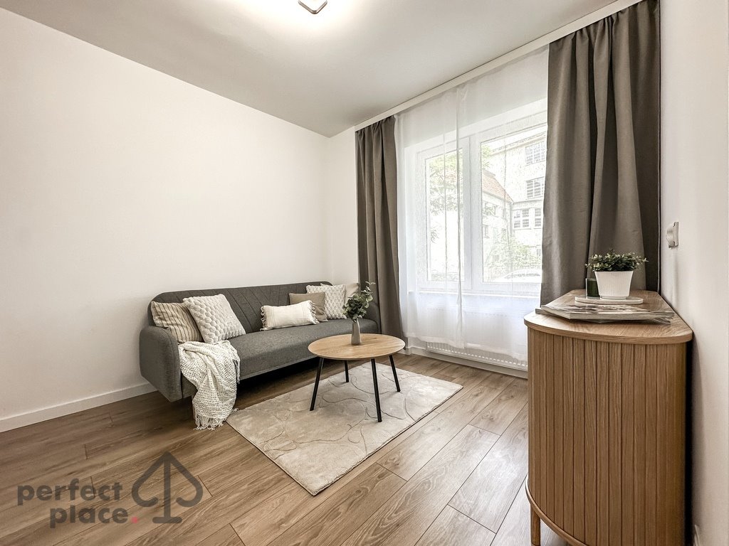 Na sprzedaż przestronne 2-pokojowe mieszkanie 38 m² w Wrocławiu Wrocław, Stare Miasto, Słubicka  38m2 Foto 1