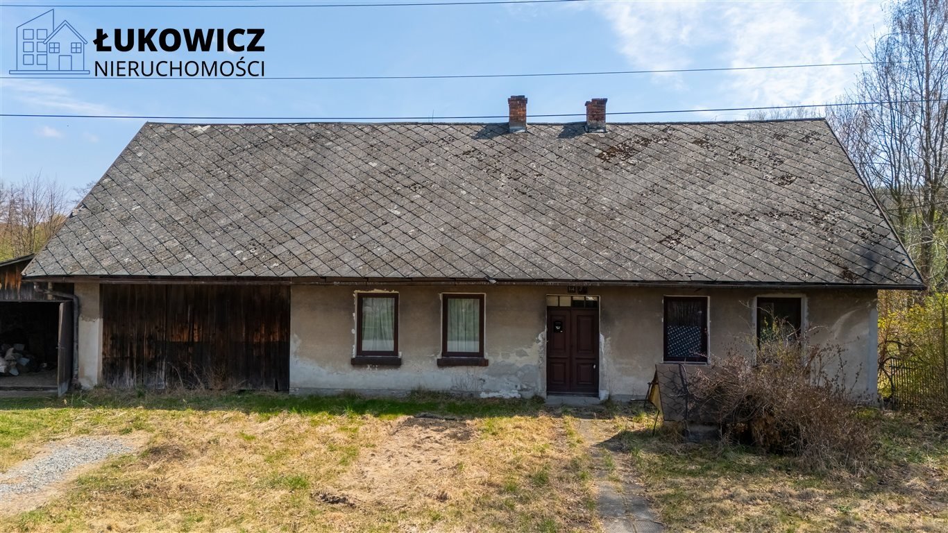 Przestronny dom z garażem i stodołą na 1,16 ha w Hałcnowie Bielsko-Biała, Hałcnów  314m2 Foto 1
