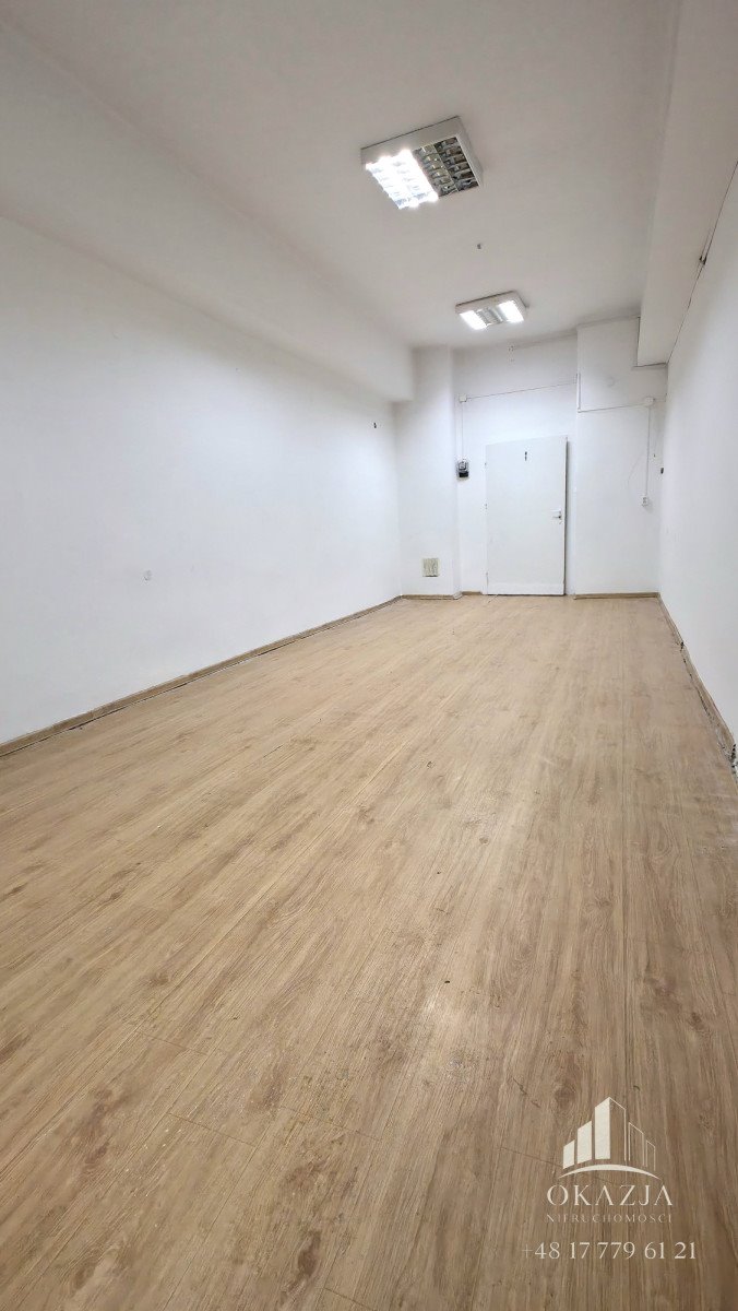Lokal usługowy 29 m2 w centrum Rzeszowa – idealny na biznes! Rzeszów, Podwisłocze  29m2 Foto 1