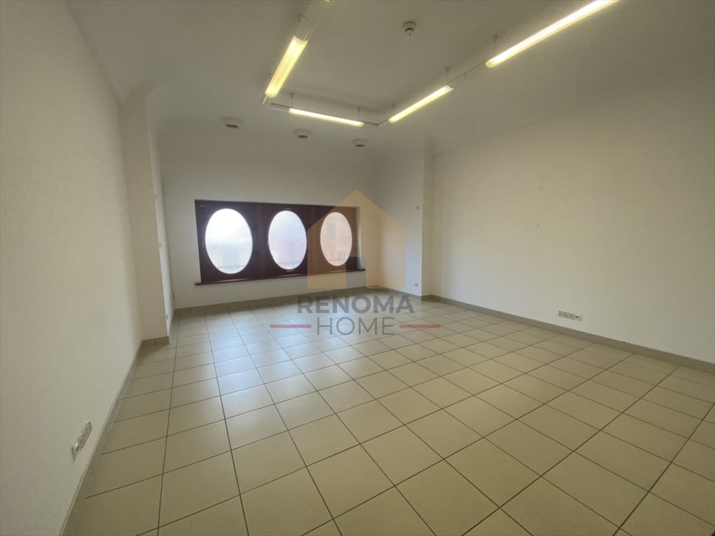 Lokal na Rynku we Wrocławiu, 44,5 m2, duże okno, dostęp 24h Wrocław, Stare Miasto, Rynek  45m2 Foto 1
