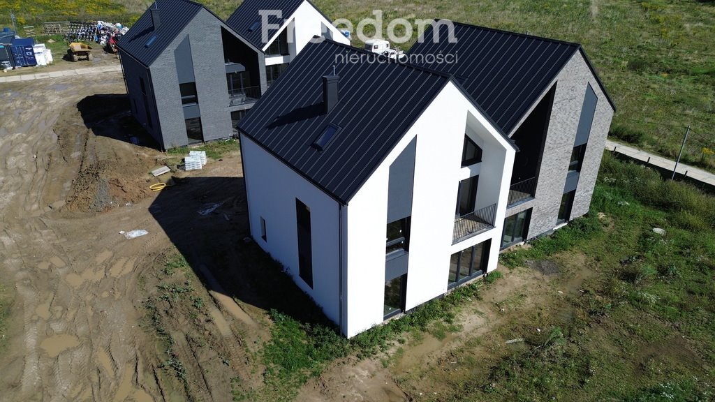 Nowoczesny dom bliźniaczy 146 m², ogród, blisko miasta polecam Elbląg, Druskiennicka  146m2 Foto 1