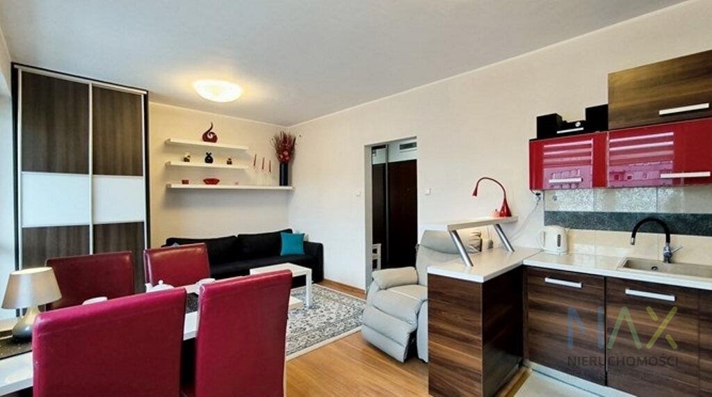 Kawalerka na wynajem Kraków, Mistrzejowice, os. Piastów  30m2 Foto 1