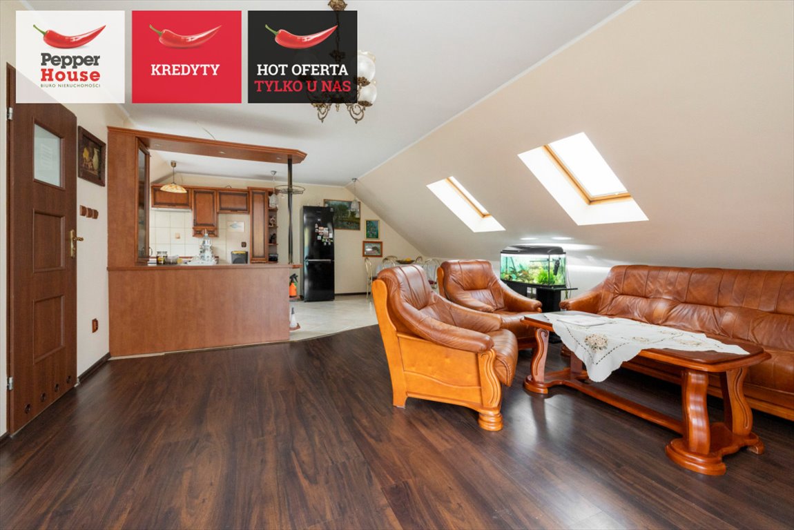 Na sprzedaż dom 288 m² z garażem i 3 mieszkaniami w Gdyni Gdynia, Leszczynki, Działdowska  288m2 Foto 1