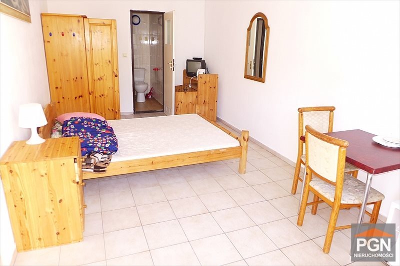 Duży dom z 17 pokojami i tarasem w Międzywodziu Międzywodzie, Słoneczna  615m2 Foto 1