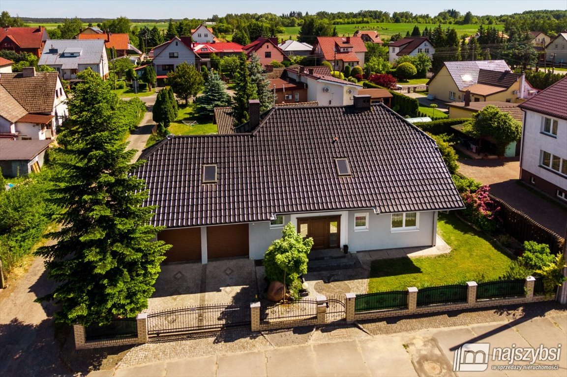 Przestronny dom z ogrodem, energooszczędny, garaż.: Chojna
