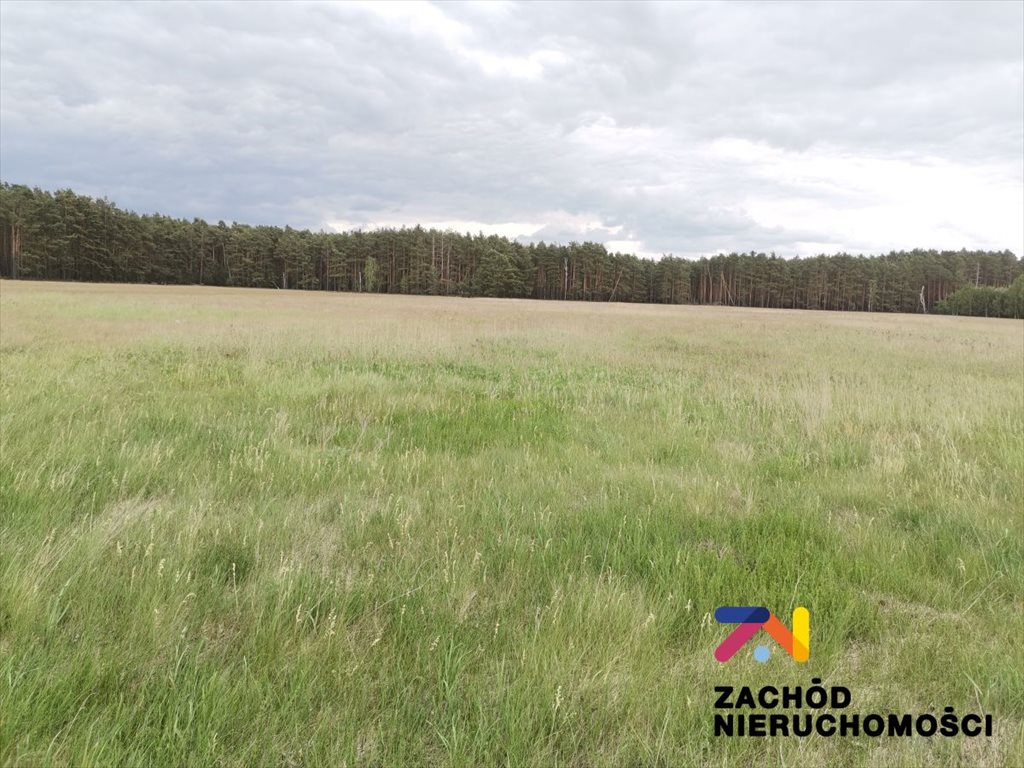 Działka budowlana 742 m² w Ochli z mediami i planem zabudowy Ochla  742m2 Foto 1