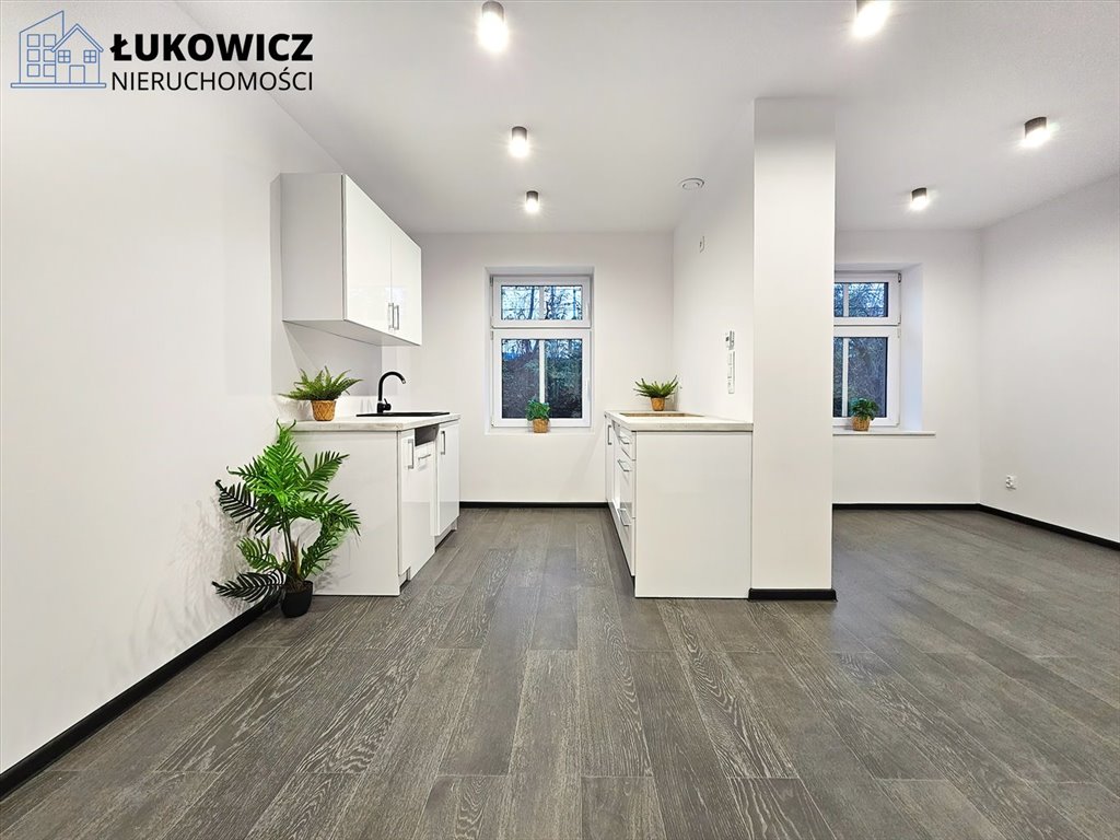 Mieszkanie dwupokojowe na sprzedaż Chorzów, Batory  34m2 Foto 2